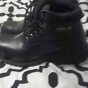 Brahma steel toe boots